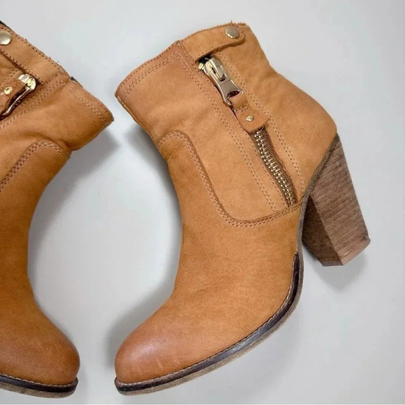 Aldo Womens 9 Suede Leather  Heeled Ankle Bootie Brown Color - Picture 10 of 15